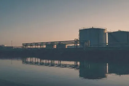 Oil & energy